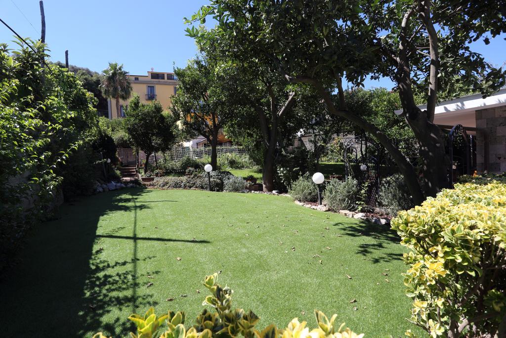 Bed & Breakfast Ambrosio Relais 2*