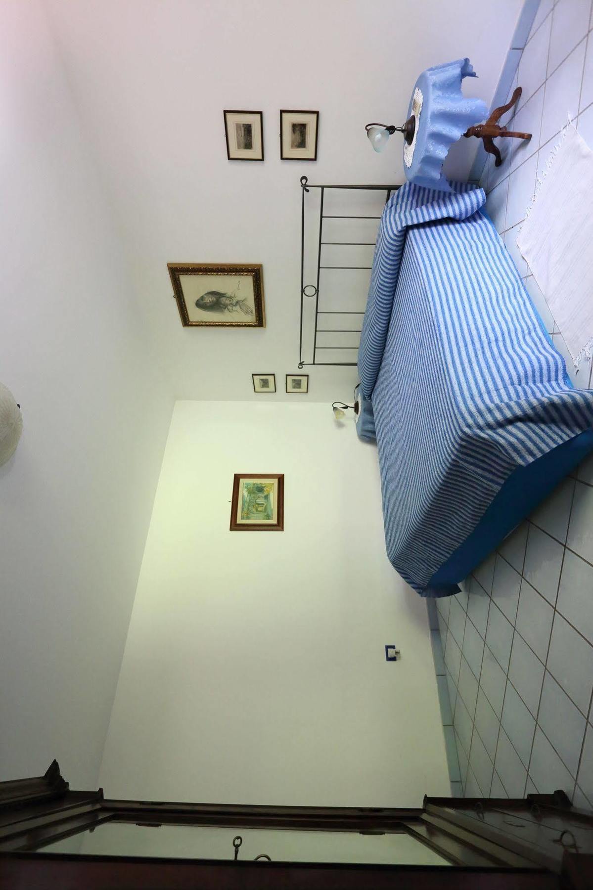 Ambrosio Relais